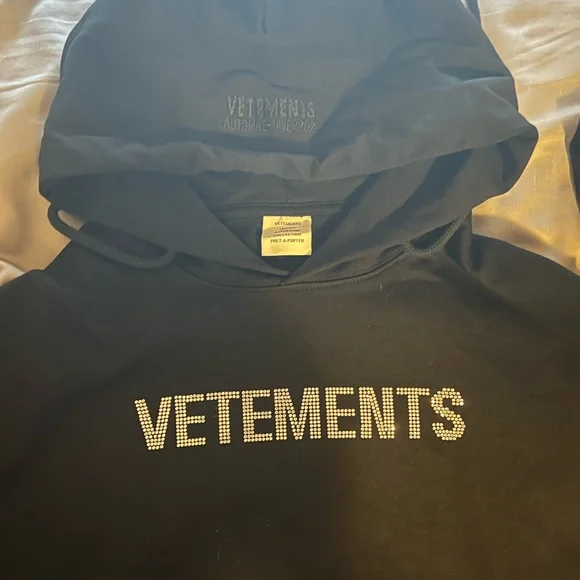 トップス VETEMENTS 20AW Rhinestone Logo Hoodie Sweaters | Vetements Rhinestone Hoodie | Poshmark